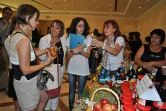 Գյուղատնտես հայ կանայք հրավիրում են ձեզ փառատոնի